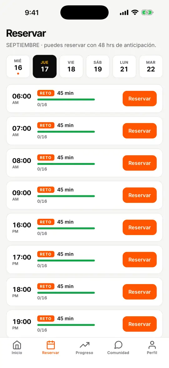 Pestaña Reservar con los días de la semana arriba y las clases del día con su botón Reservar